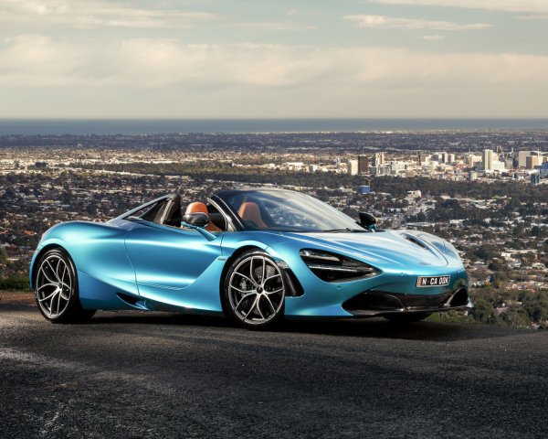 Auto McLaren Blue sports car McLaren 720S Spider 2019 o