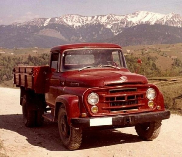 STEAGUL ROSU SR-131 CARPATI