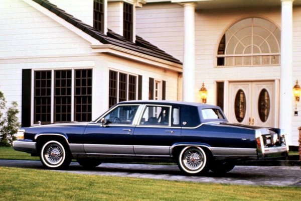 Cadillac Fleetwood Brougham (1991)