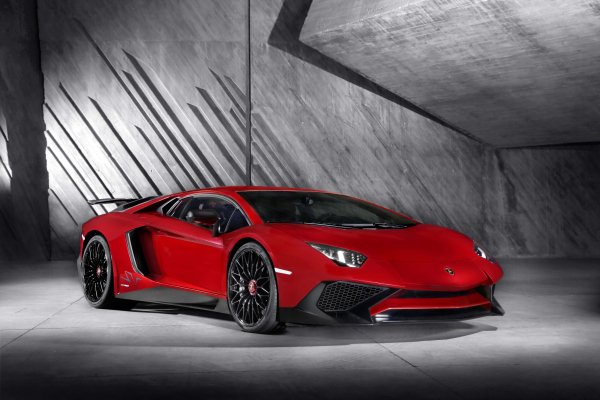 Lamborghini-Aventador