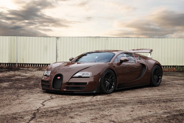 Bugatti-veyron-16-4-super-sport
