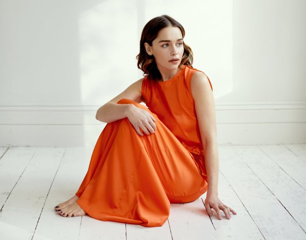 Emilia Clarke-9a5fd672-e2fa-490a-af6a-0867f9be5b50