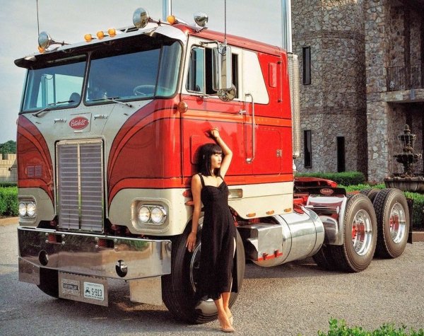 PETERBILT