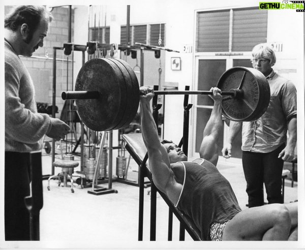 ArnoldSchwarzenegger-11