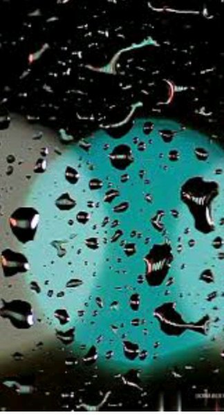 RS AI - Тихо шепчет дождь на стекле.