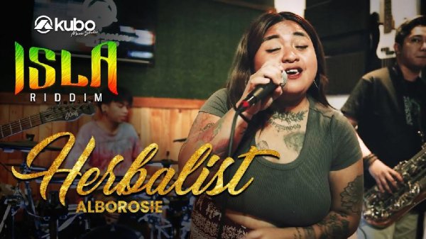Isla - Herbalist