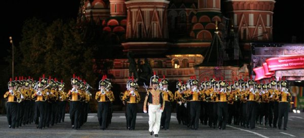 Оркестр Министерства Обороны - Марш-прощание славянки