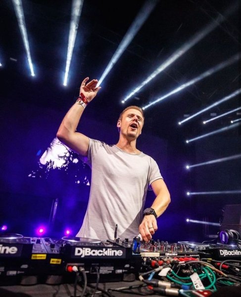  - The Best Of Armin Only (FULL SHOW) [Johan Cruijff ArenA - Amsterdam, The Netherlands]