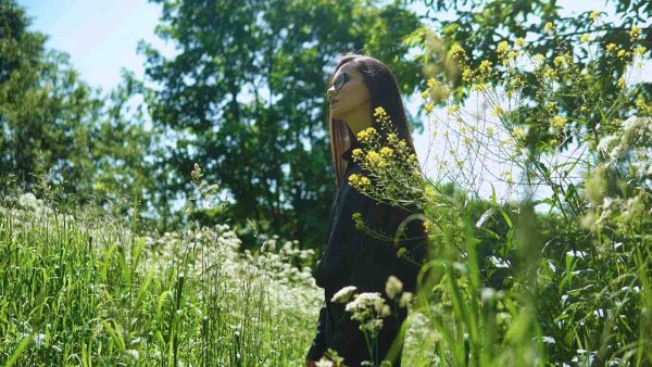 EVVI - EVVI - Name | Official Music Video