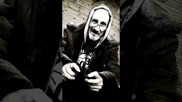 Александр Трушин - Автор @lutshajamuseka лучшая музыка я не святой но чёрт боится меня