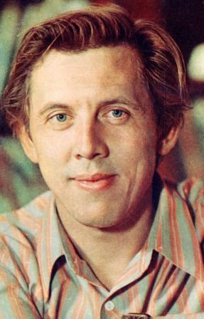 Валерий Золотухин - Ходят кони