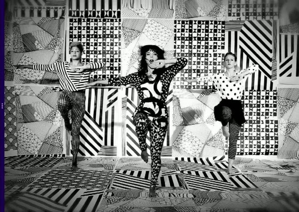.Lenka - Из рекламы Windows8припев.mp3