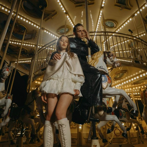 Ваня Дмитриенко, Аня Пересильд - Силуэт