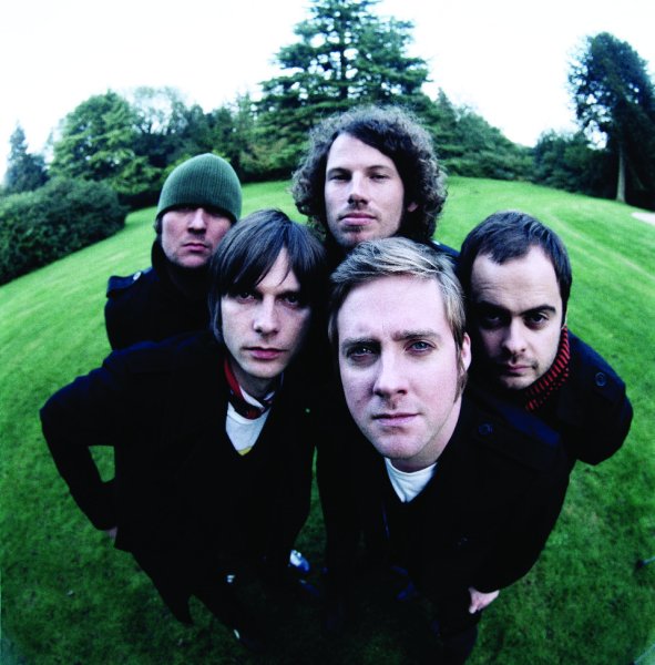 Kaiser Chiefs - Everyday I Love You Less and Less