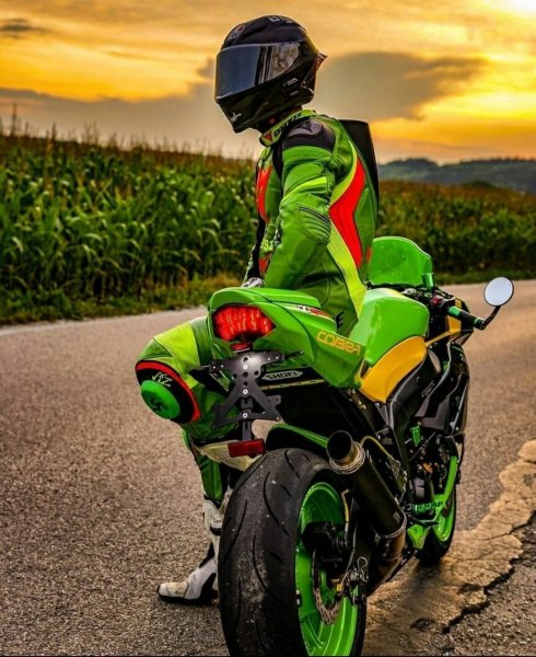 Sigma,_Stefflon_Don,_Yung_Saber - JUNGLE_(Extended_Mix)_-.mp3