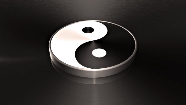 3D Black and White Round HD Photo