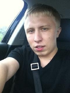 Vitja Ak bez ochkov