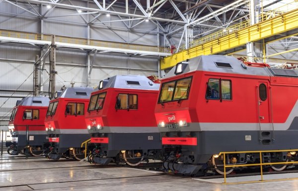 Электровозы 2ЭС6*1000, *1007, *1006, *1008 "Синары"