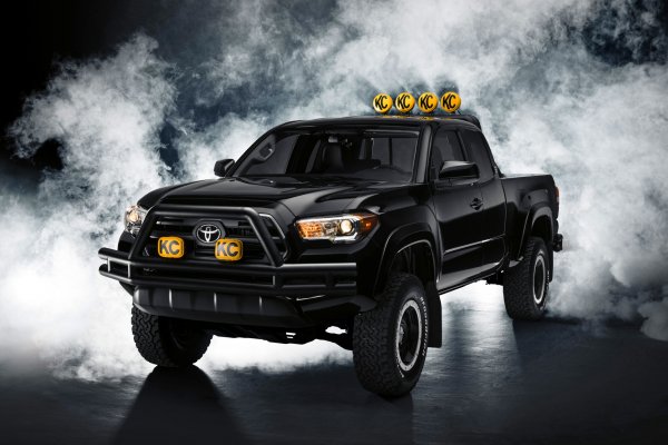 Toyota Tacoma 4WD D-45 Pickup