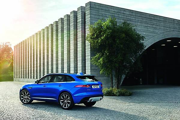 Jaguar F-Pace 2017