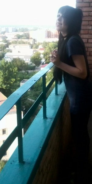 Mari Avinyon