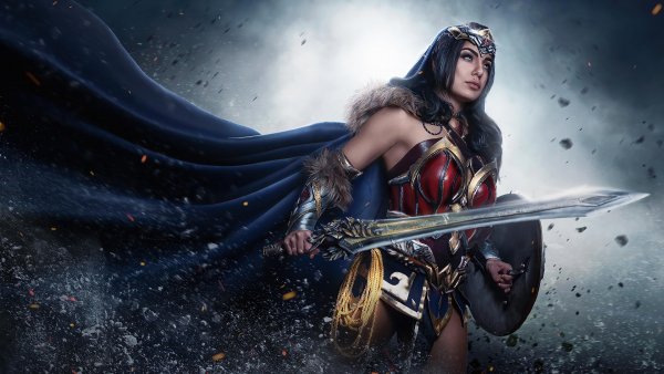 Wonder-woman-cosplay 4K-6.2779