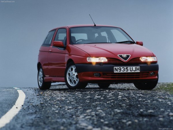 alfa-romeo-145-1