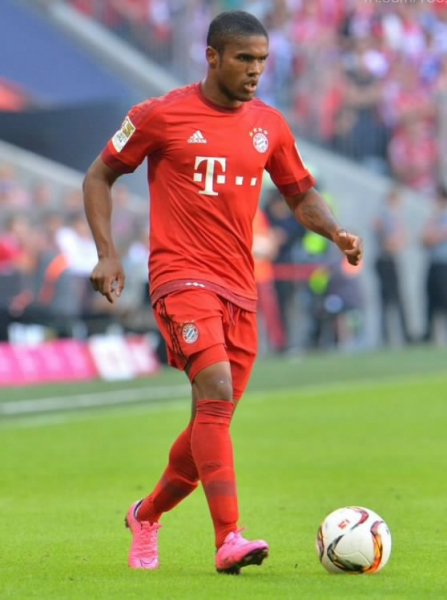 Douglas Costa