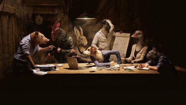 Fantasy Animals at the meeting 096659