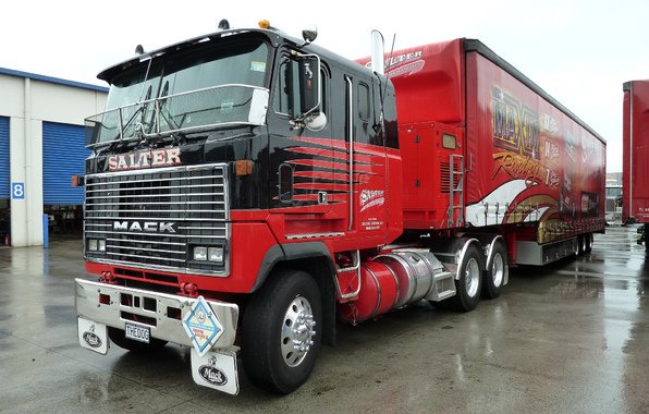 mack-truck-tyagach-salter