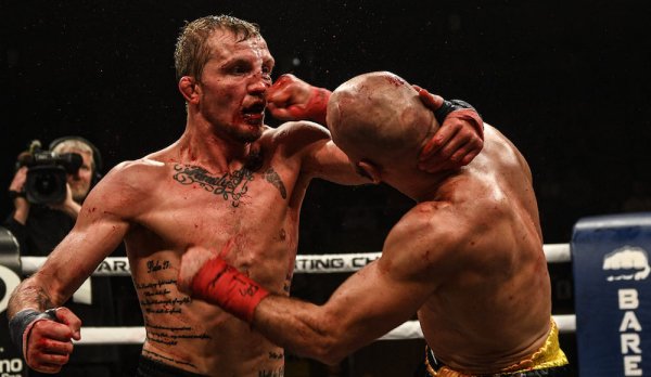 artem-lobov-vs-jason-knight18-1-1000x580
