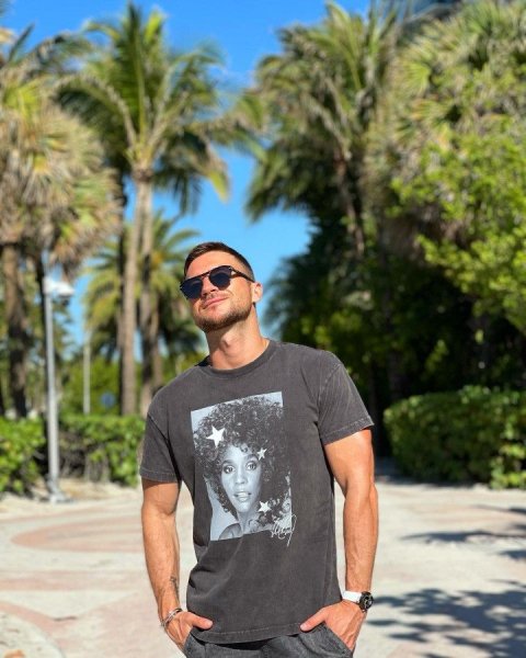 1e023c18G0ca84239d1c5e