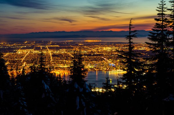 Ночной Ванкувер