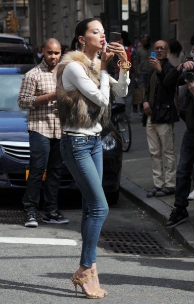 Ceabf74cde0bf2947ba3b3eeb08a486e