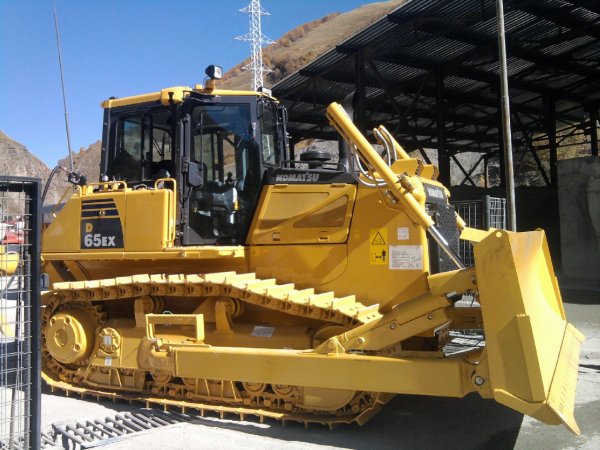 komatsu D-65- EX -16
