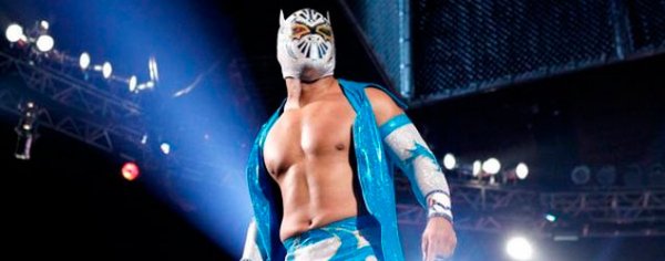 WWE-Sin-Cara-Smack-Down