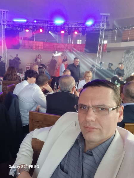 picture_367038637