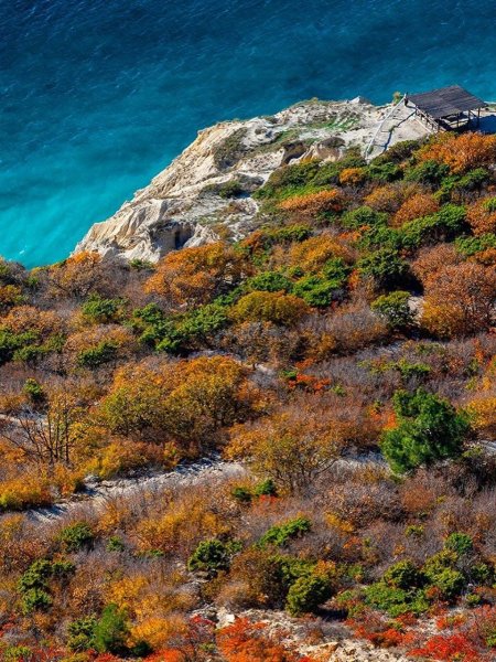 Вид с кручи на Чёрное море
