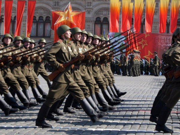 Holidays May 9 Victory Parade 017053 29