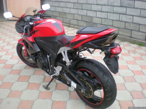 prodam motocikly sportbajk honda sbr 600rr m