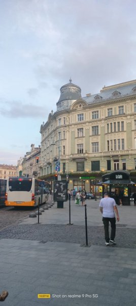 picture_393418474