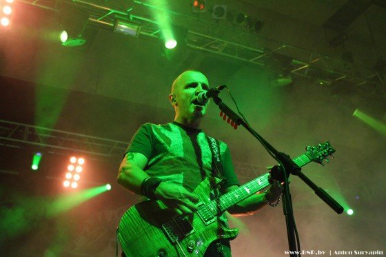 Korol-i-Shut-v-Minske-271-560x373