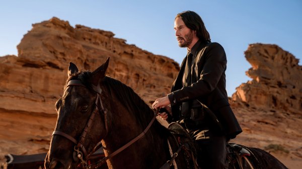John-wick-keanu-reeves-riding-horse-4k 502@5@f