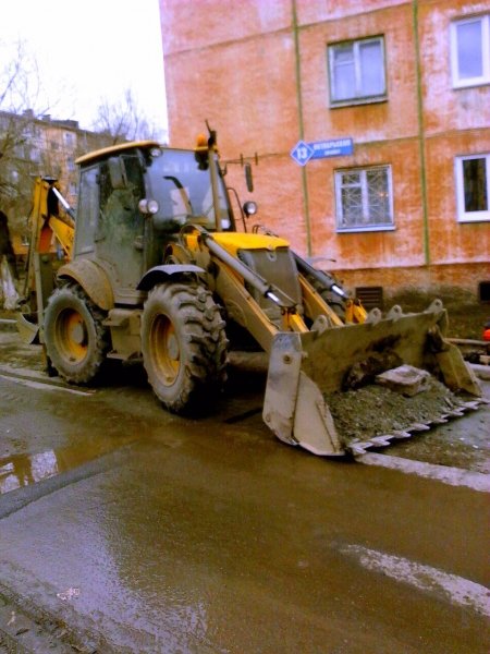 Ремонтируют нашу улицу Фабричную