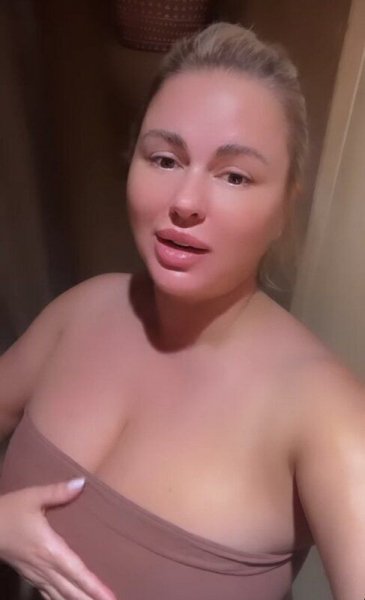 Анна Семенович