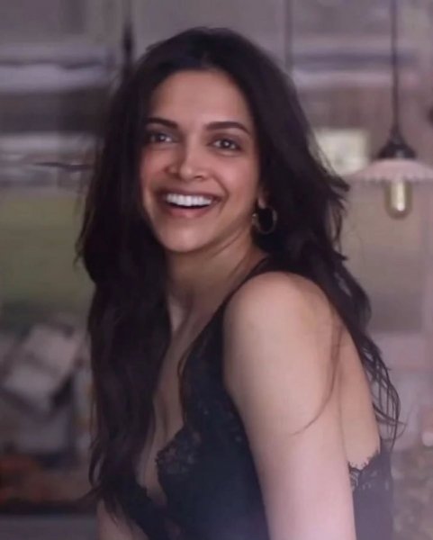 Deepikapadukonefpage 1761701245519