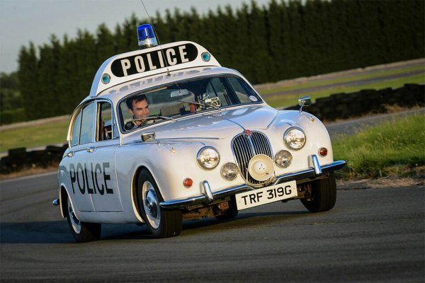 01. Jaguar Mark 2