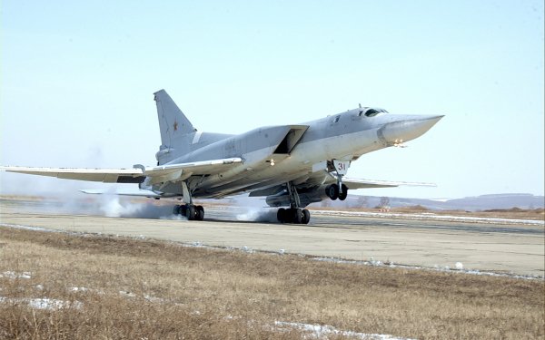 vvs-rossii-samoliot-bombardirovshchik-tu-22m3