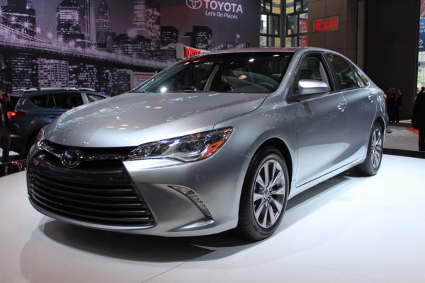 toyota-camry-2014-new-york-auto-sho