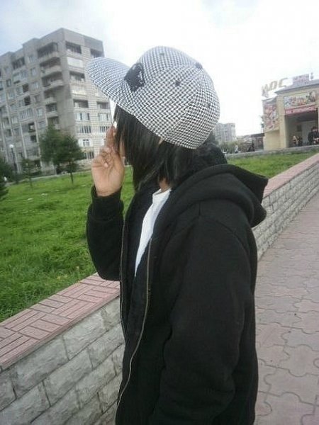 pw4rqNs h-c